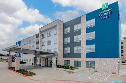 . Holiday Inn Express & Suites Dallas - Plano North by IHG