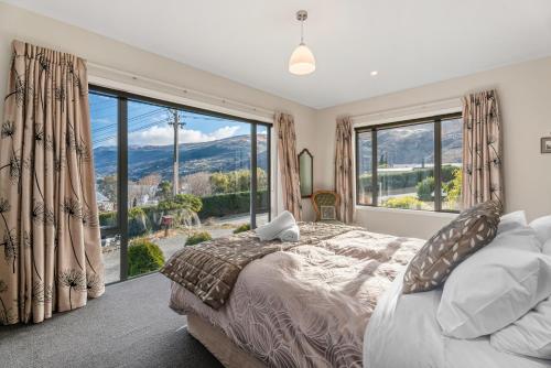 Frankton Arm Vista - Queenstown Holiday Home - image 6