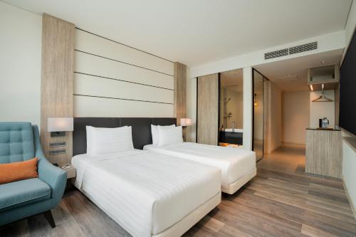 Standard Twin Room, 2 Twin Beds image 4