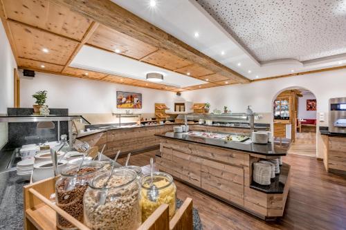 Toit ja joogid, tilia living - b&b mit dem Komfort eines kleinen, feinen Hotels in Ried Im Oberinntal