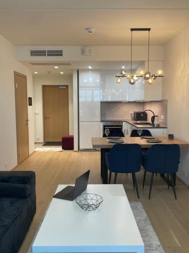 SkyResidence Luxury Apartment With City & Garden View, Tallinn (photo 8)