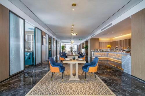 Mehood Lestie, Tianjin Meijiang Convention and Exhibition Center Flagship Store in Meijiang Konferencia és Kiállítás Központ