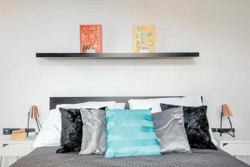 Designer Vinohrady Apartments - image 7