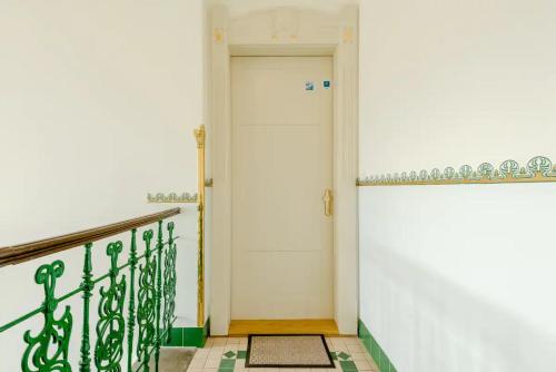 Designer Vinohrady Apartments - image 3