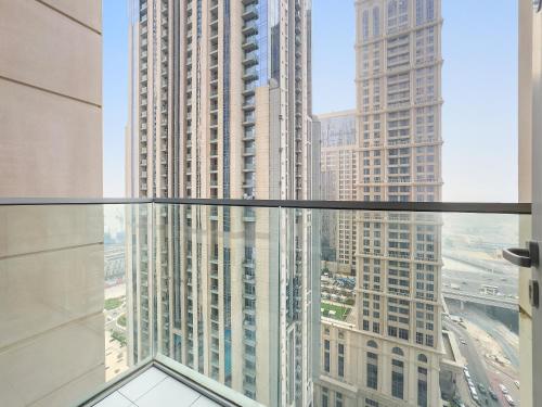 Charming City View 1BDR Apartment In Noura Tower - image 8