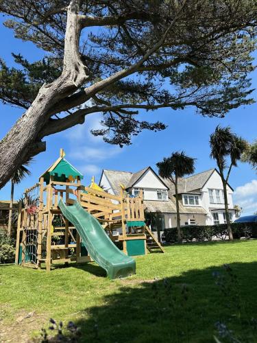 Photo - Pine Lodge Hotel