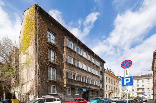 Fine Art Luxury Apartment 110 m2 , 3 min walk to Main Square