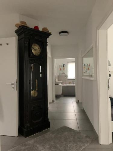 4 Zimmer im Neubau Bungalow, Garten, Grillen, bis 9 Personen 4 Zimmer im Neubau Bungalow, Garten, Grillen, bis 9 Personen