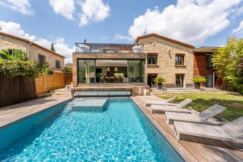 Exterior view, Le plongeoir dans Montpellier in La Chamberte