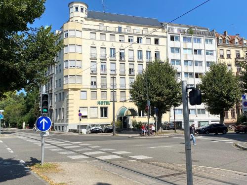 Hotel Esplanade - image 8