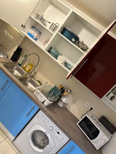 Chambre meublée cuisine à 20 minutes de Disneyland (Chambre meublee cuisine a 20 minutes de Disneyland) in ชอง ซู มาร์น