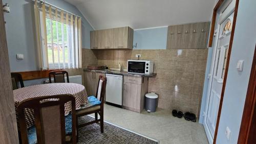 Apartmani Maksimović (Apartmani Maksimovic) in Mokra Gora