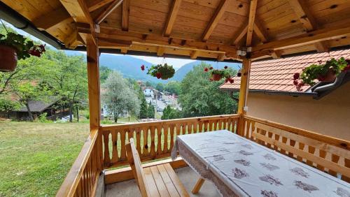 Apartmani Maksimović (Apartmani Maksimovic) in Mokra Gora