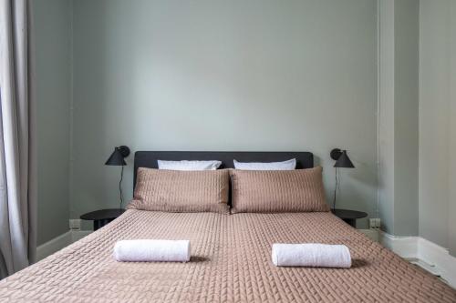 104SQM Apt. CITY CENTER - Next to shopping district - image 14