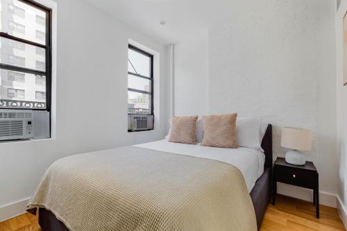 Blueground Lenox Hill kitchen ac wd NYC-1543 in New York, USA