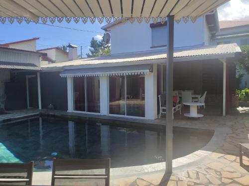 maison vue mer - Location saisonnière - Saint-Leu