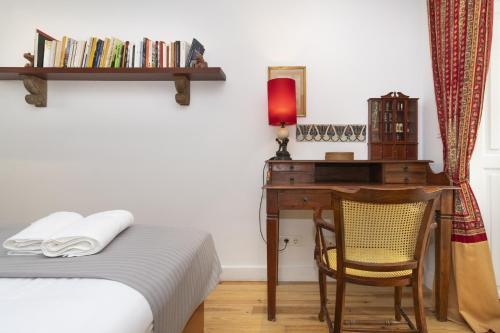 Apartment with terrace in downtown - TTL279 - image 4