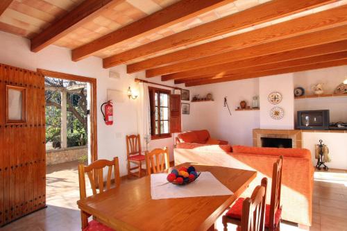 Three-Bedroom House room in Villa Fontxica
