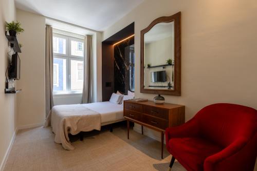 Lisbon Studios Room Type - Deluxe Double Studio