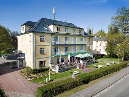 . Lázeňský hotel Jirásek