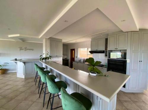 Cozy Coastal Retreat in อมาโตลา โคสตัล