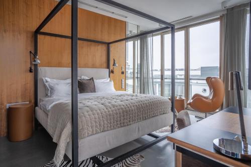 room detail thumbnail 0