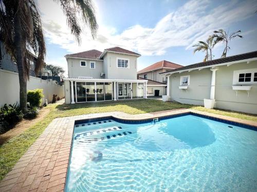Pearlstone, Durban