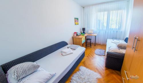 Two-Bedroom Apartment image 5