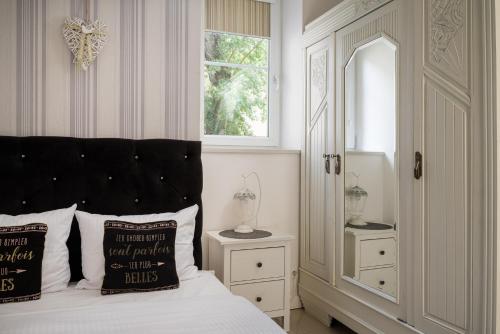 Wilcza City Centre Chic Apartment