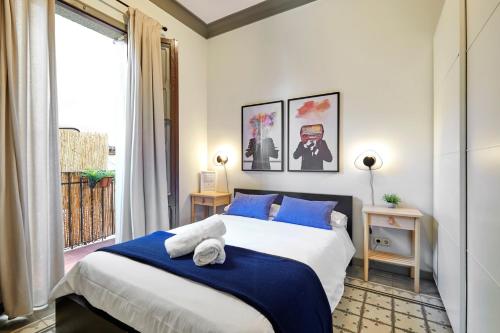 Classic catalan family apartment with balcony by Maison Piñata, بارسيلونا