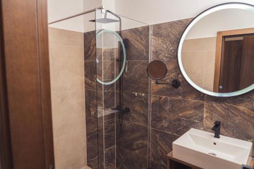 Hotel Tazz - image 4
