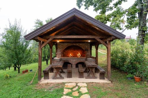 Fasiliti, Holiday Home Anka in Gornji Budacki