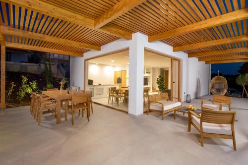 Villa 1 with Pool Soline, Krk, 280 m from beach, by 4Villas, Soline (fotografie 7)