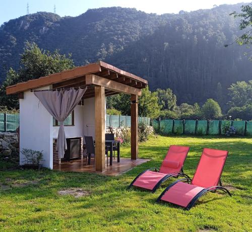 Skats, El Payarin tu casa en Asturias puerta de Somiedo in Millara
