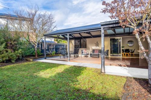 Serene and Spacious Retreat on the Hills in Berwick