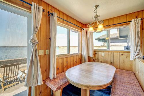 Oceanfront Cottage with Patio and Views in Birch Bay!