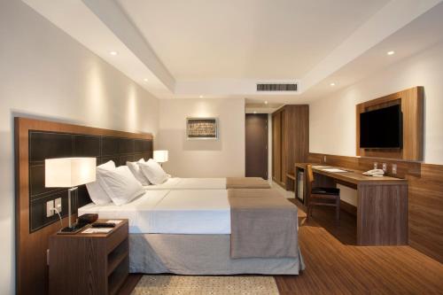 58408853 Windsor Oceanico Hotel