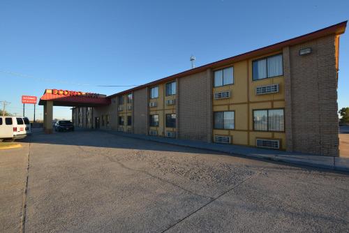 Hotels Vacation Rentals Near Oklahoma City Outlet Mall Trip101