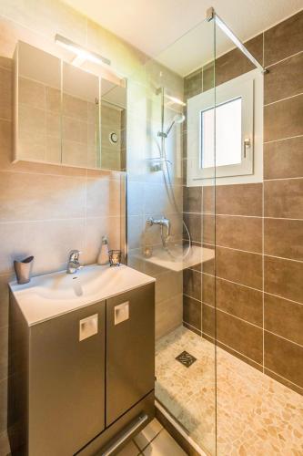 화장실, Hübsch eingerichtetes Apartment Miramar mit großem Balkon, Pool, fussläufig zum Strand (Hubsch eingerichtetes Apartment Miramar mit großem Balkon, Pool, fusslaufig zum Strand) in 주앙-레-팽 시티 센터