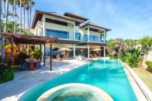 Luxury 5BR Grand Residence Marie CYN