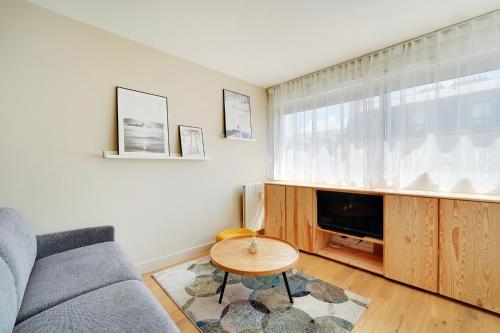 Bel appartement design proche Gare de Lyon balcon - image 4