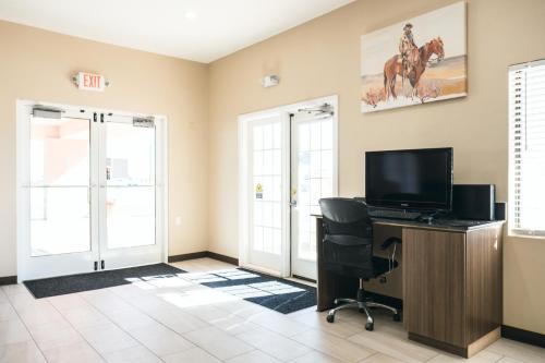 Baymont by Wyndham Fort Stockton - image 4