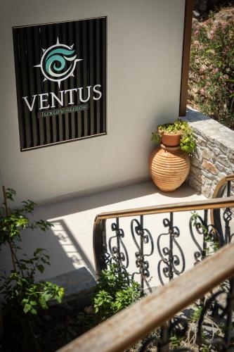VENTUS Luxury Suites Room Type - King Suite with Spa Bath