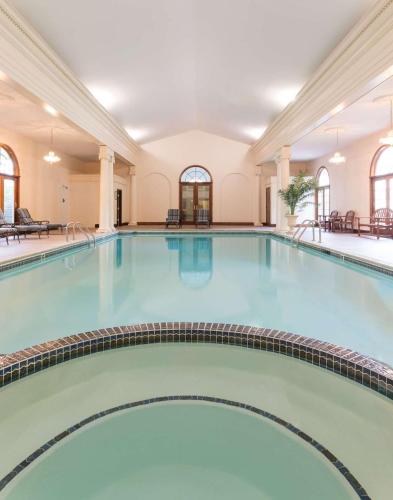 584150862 Bluenose Inn - Bar Harbor Hotel