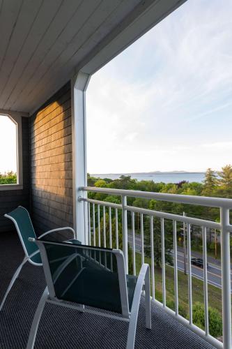 584150976 Bluenose Inn - Bar Harbor Hotel