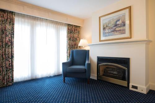 584151107 Bluenose Inn - Bar Harbor Hotel