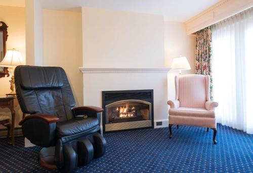 584151242 Bluenose Inn - Bar Harbor Hotel