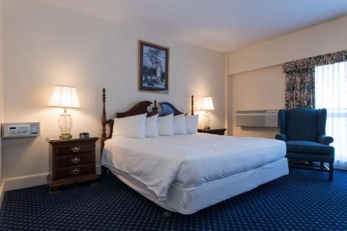 584151263 Bluenose Inn - Bar Harbor Hotel