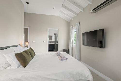 Three-Bedroom Villa room in Exclusive Villa - Private Pool - Vredenberg Village