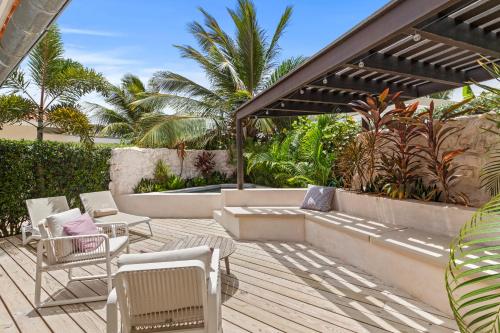 Three-Bedroom Villa image 10